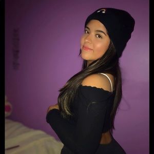 Meet your Posher, Ana